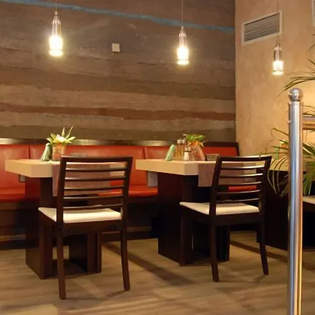 Ξενοδοχείο Luxor 3*